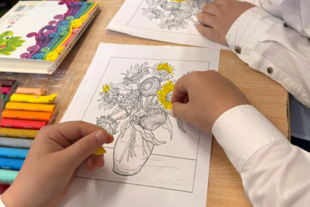 "Zabawa Sztuką" w naszej szkole filialnej w Stasikówce